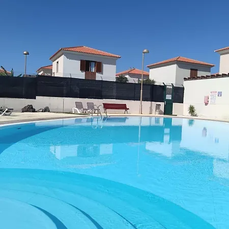 Σπίτι διακοπών Bonita En Con Piscina Y Wifi Κοραλέχο
